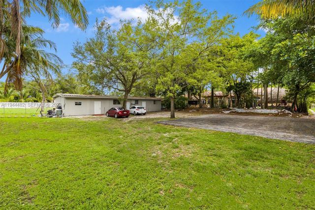 7761 SW 122nd Avenue, Miami, FL 33183