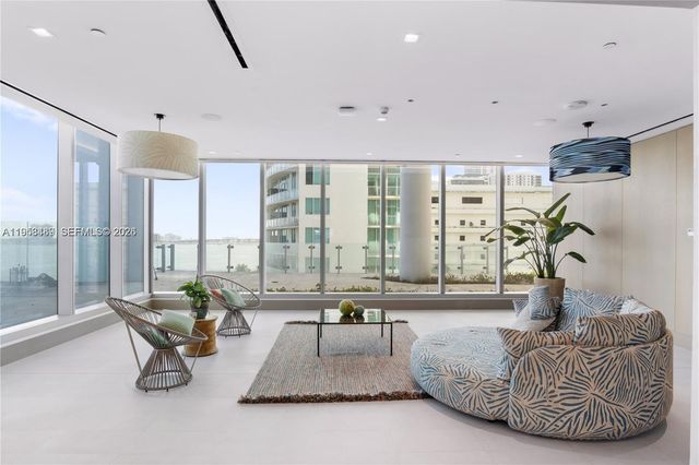 700 NE 26th Ter 1405, Miami, FL 33137