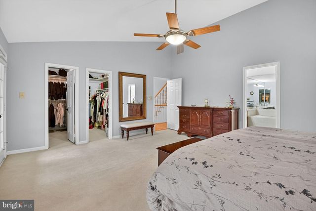 9412 TURNBERRY DR, Potomac, MD 20854