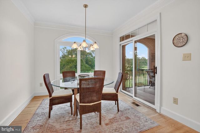 9412 TURNBERRY DR, Potomac, MD 20854