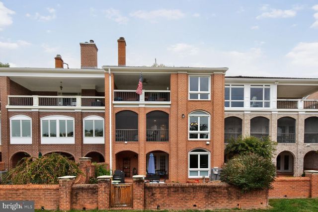 9412 TURNBERRY DR, Potomac, MD 20854