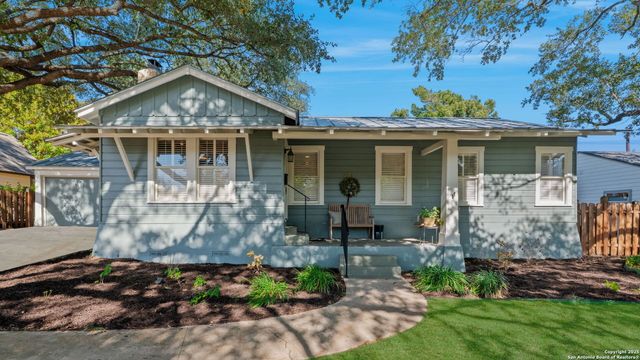 227 Halcyon Pl, San Antonio, TX 78209