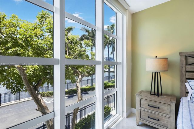 1945 S Ocean Drive M6, Hallandale Beach, FL 33009