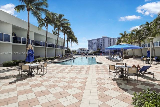 1945 S Ocean Drive M6, Hallandale Beach, FL 33009