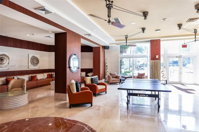 1945 S Ocean Drive M6, Hallandale Beach, FL 33009