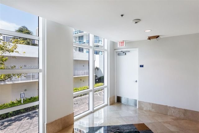 1945 S Ocean Drive M6, Hallandale Beach, FL 33009