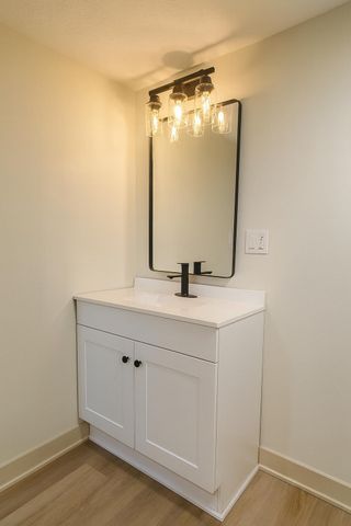 1525 1st Street N, Newton, IA 50208