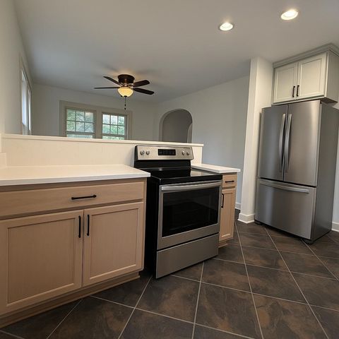 1525 1st Street N, Newton, IA 50208