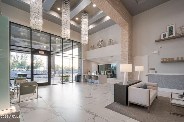 5250 E DEER VALLEY Drive 303, Phoenix, AZ 85054