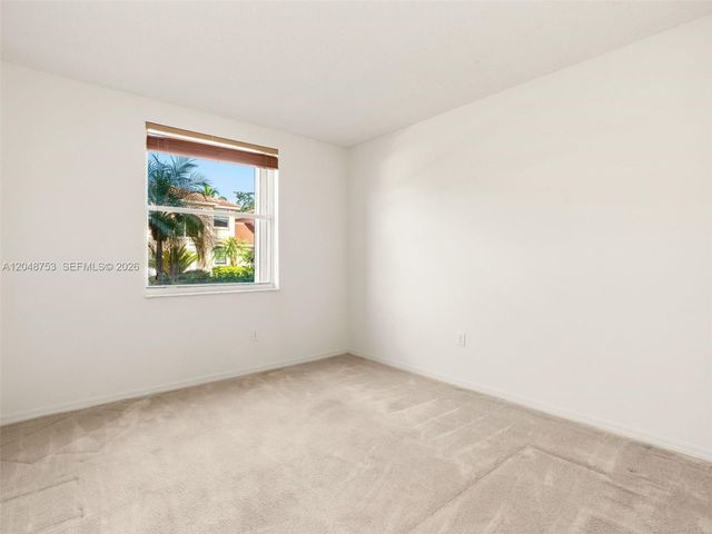 2245 NW 160th Ter, Pembroke Pines, FL 33028