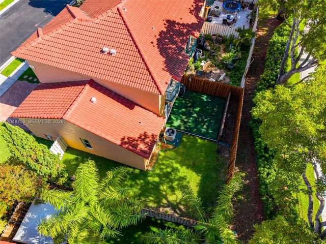2245 NW 160th Ter, Pembroke Pines, FL 33028