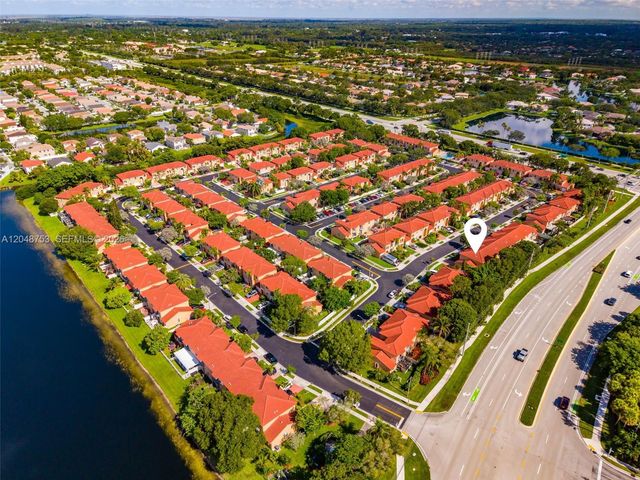2245 NW 160th Ter, Pembroke Pines, FL 33028