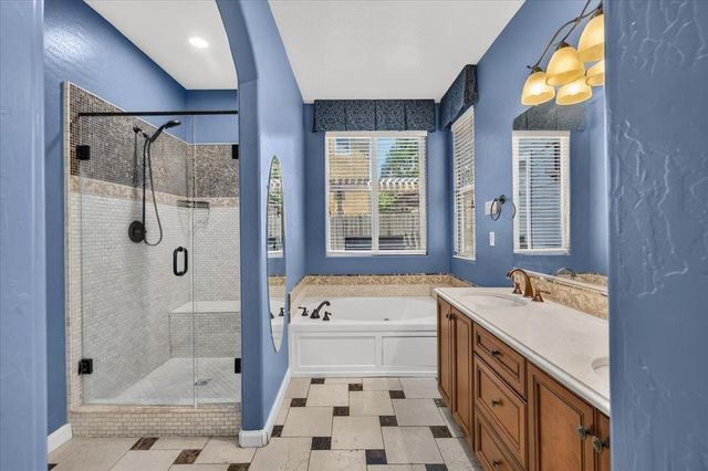 4342 W Artemisa Drive, Fresno, CA 93722