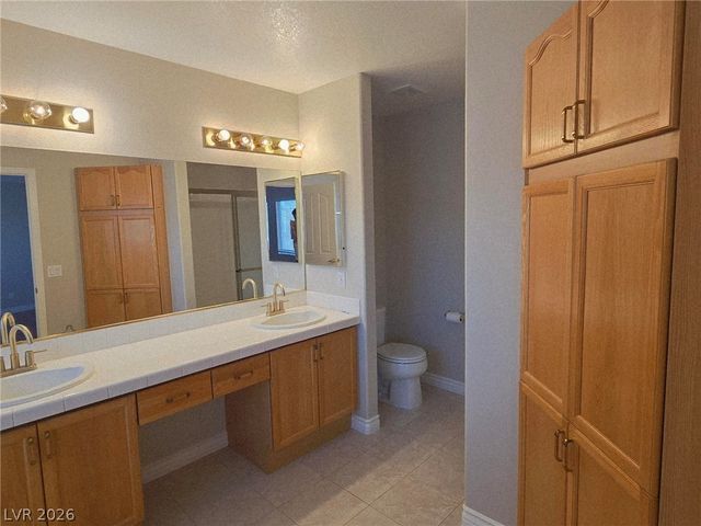 8998 Odense Way, Las Vegas, NV 89147