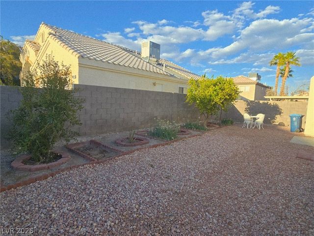8998 Odense Way, Las Vegas, NV 89147