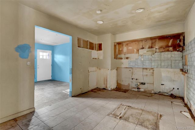 221 State Avenue, Wyandanch, NY 11798