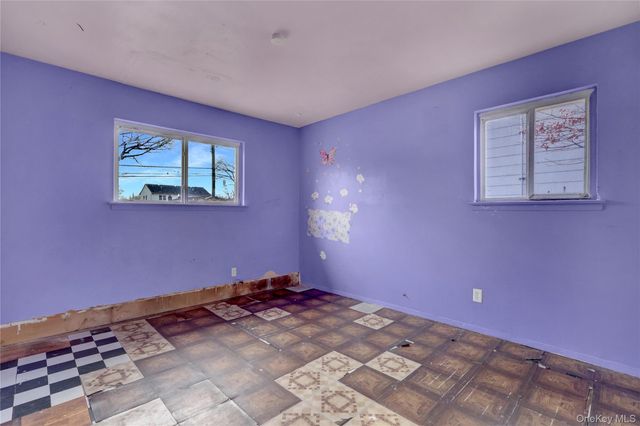 221 State Avenue, Wyandanch, NY 11798