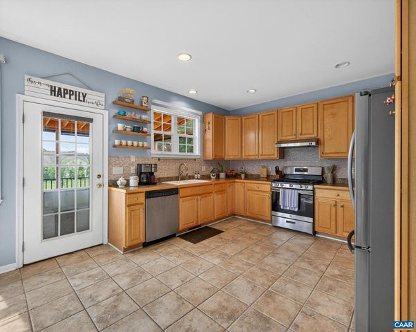 360 BAYBERRY WAY, Charlottesville, VA 22911