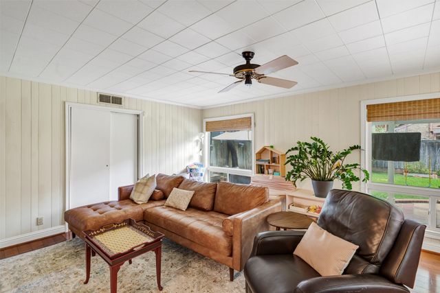4032 Dexter Avenue, Fort Worth, TX 76107