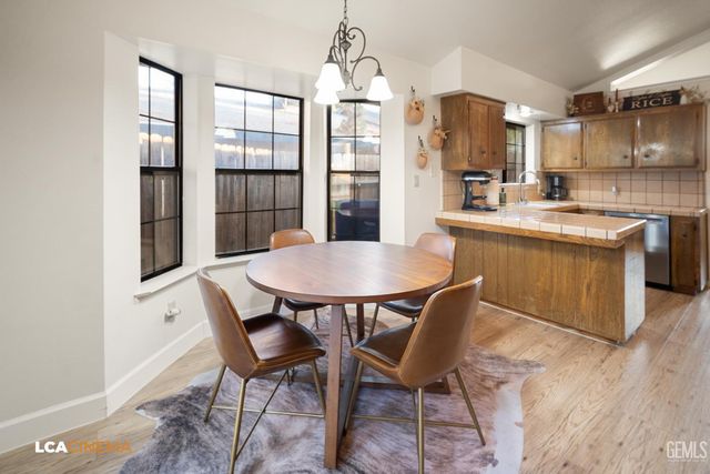 7812 Cibola Drive, Bakersfield, CA 93309