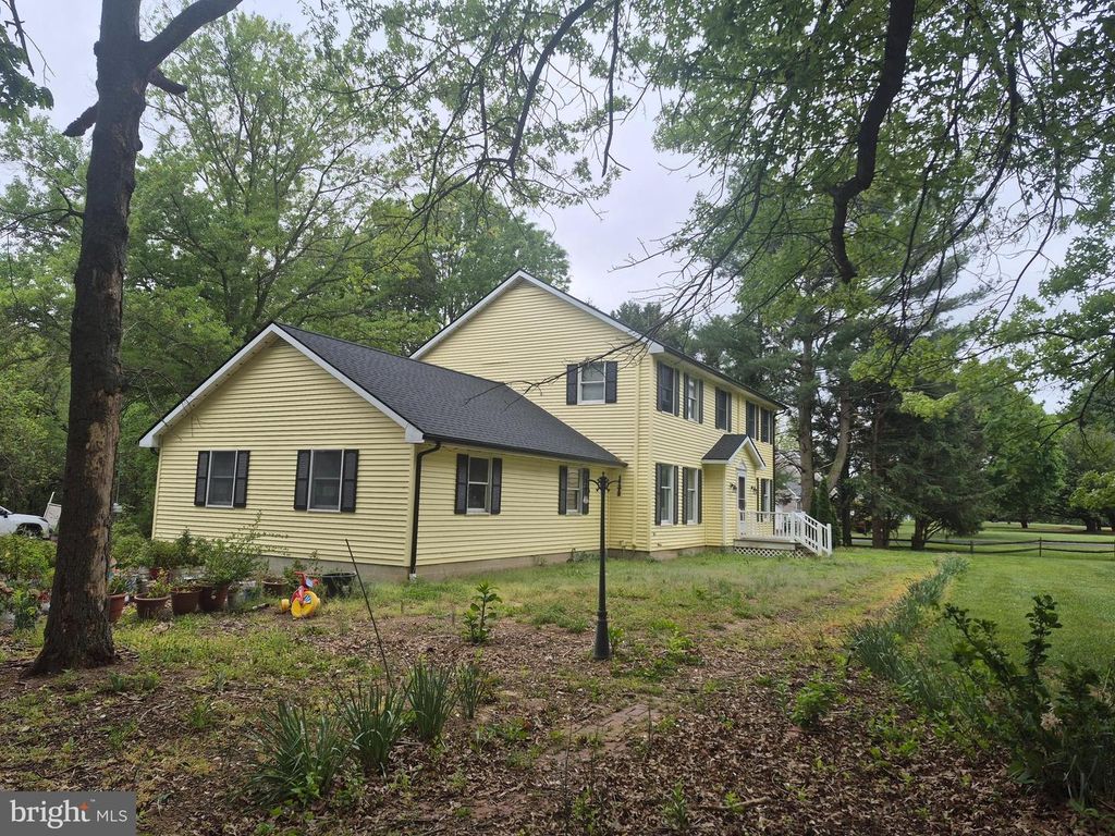 Image 1 of property listing at 9472 QUAIL RUN RD, Denton, MD 21629