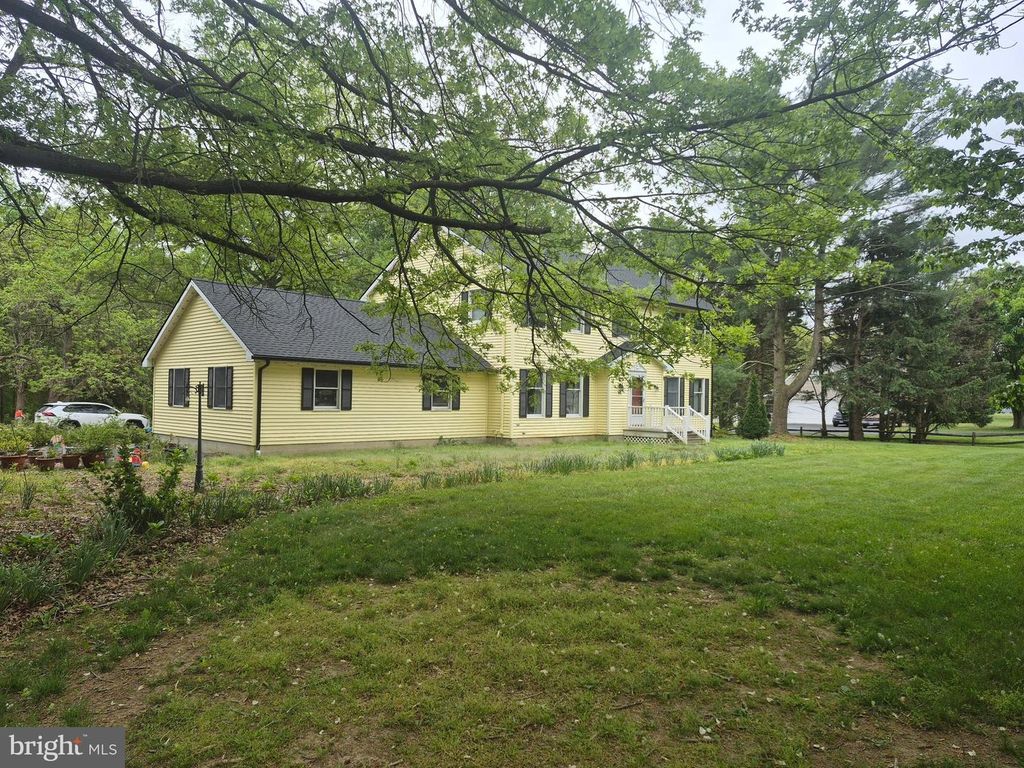 Image 3 of property listing at 9472 QUAIL RUN RD, Denton, MD 21629