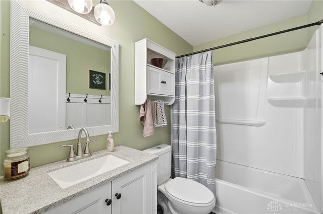 441 W Early Drive, Miamisburg, OH 45342