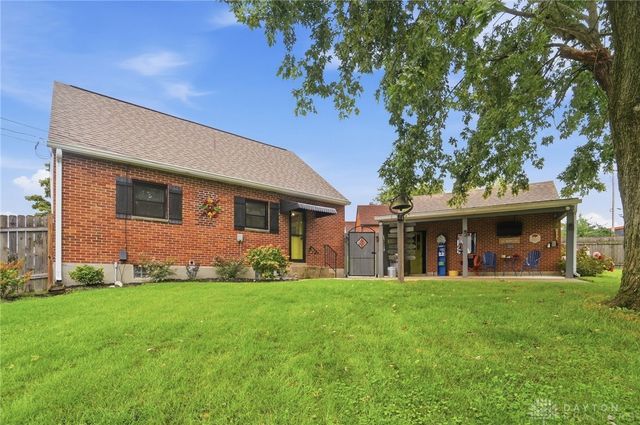 441 W Early Drive, Miamisburg, OH 45342