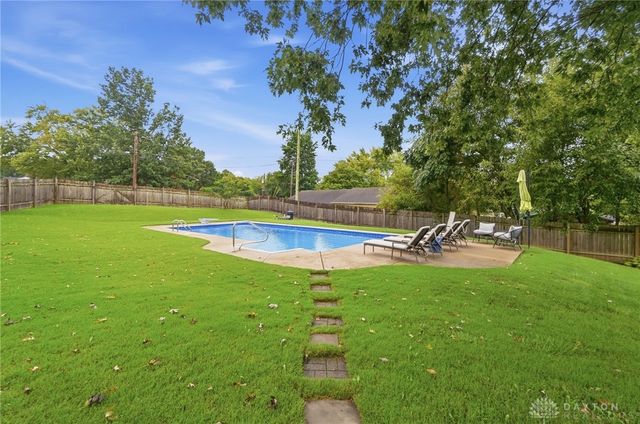 441 W Early Drive, Miamisburg, OH 45342