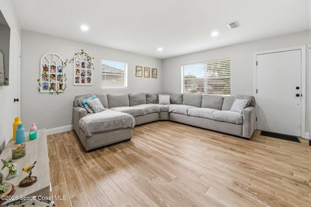 2440 Warwick Road, Melbourne, FL 32935