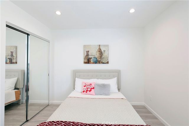 18623 Bryant, Northridge, CA 91324