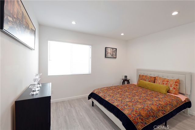 18623 Bryant, Northridge, CA 91324