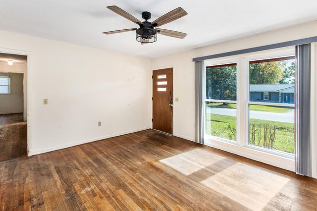 452 Madeline Drive, Goose Creek, SC 29445