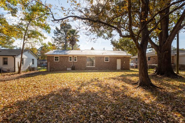 452 Madeline Drive, Goose Creek, SC 29445