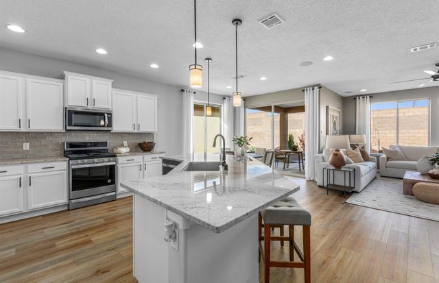47 Firecrown Lane, Santa Fe, NM 87508
