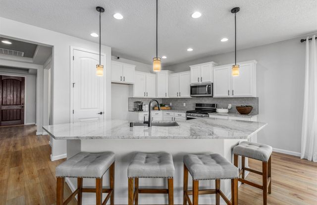47 Firecrown Lane, Santa Fe, NM 87508