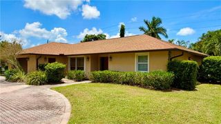 2171 Kings Lake BLVD, Naples, FL 34112
