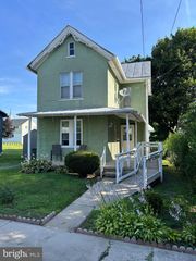 467 GODFREY ST, Bethel, PA 19507