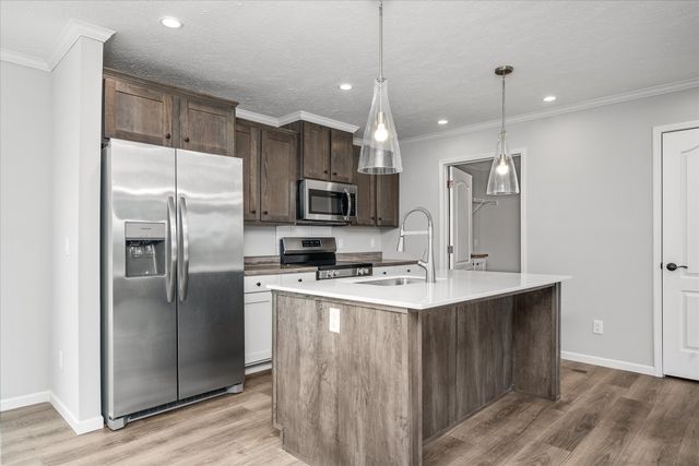 1890 Anna Maria Ln, Cookeville, TN 38501