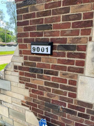 9001 Riverdale, Redford, MI 48239