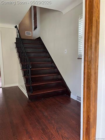 9001 Riverdale, Redford, MI 48239