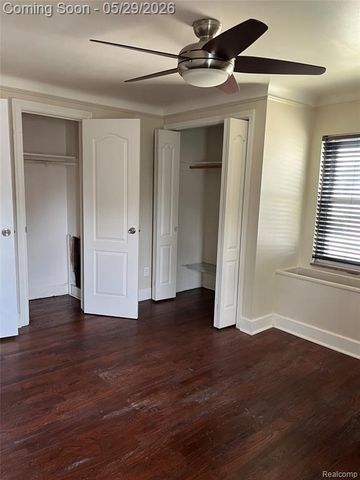 9001 Riverdale, Redford, MI 48239