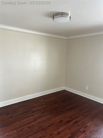 9001 Riverdale, Redford, MI 48239