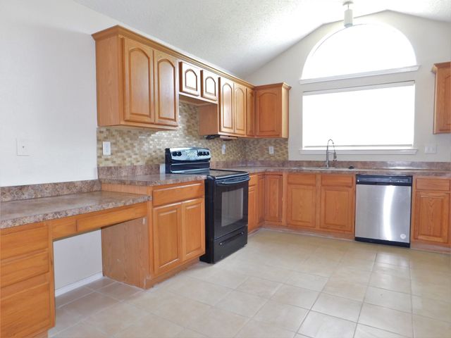2409 Westview Trail, Denton, TX 76207