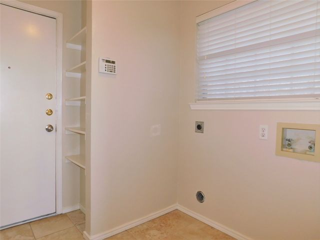 2409 Westview Trail, Denton, TX 76207