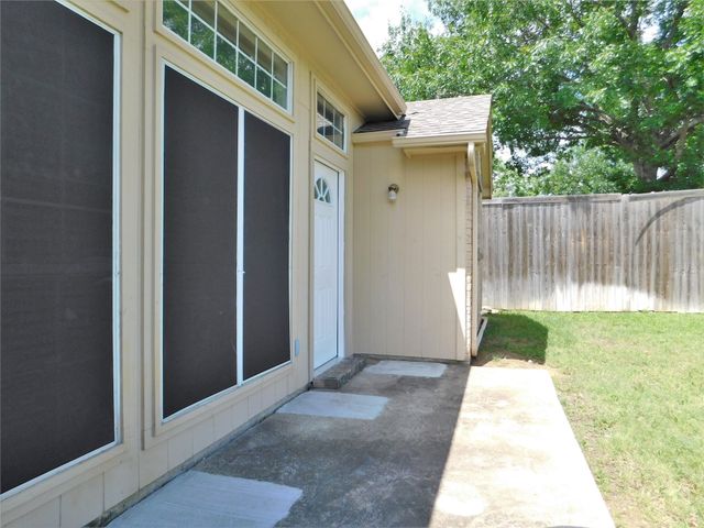 2409 Westview Trail, Denton, TX 76207