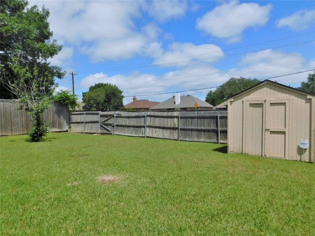 2409 Westview Trail, Denton, TX 76207