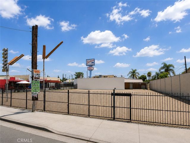 3900 Whittier, Los Angeles, CA 90023