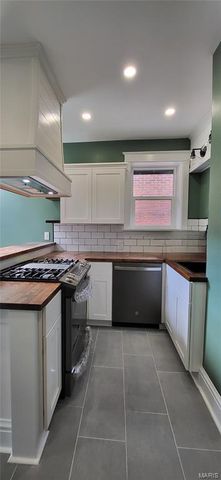 6568 Smiley Avenue, St Louis, MO 63139