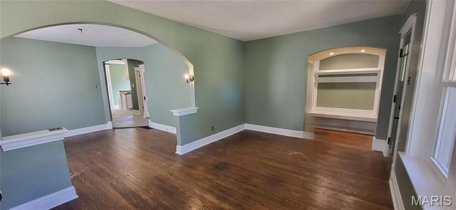 6568 Smiley Avenue, St Louis, MO 63139